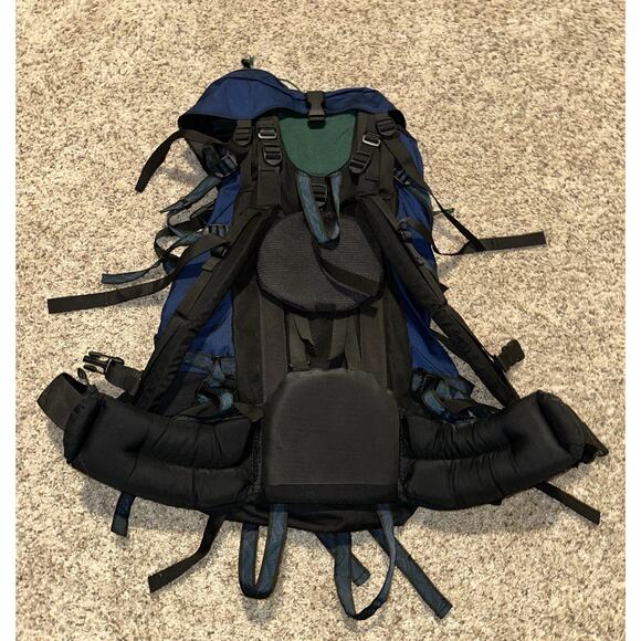 Jansport Rare NWOT Vintage Hiking Backpack USA 26 X 16.5 Padded Back Frameless - Picture 2 of 12